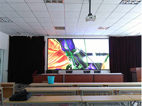 濰坊新華中學室內P3全彩屏